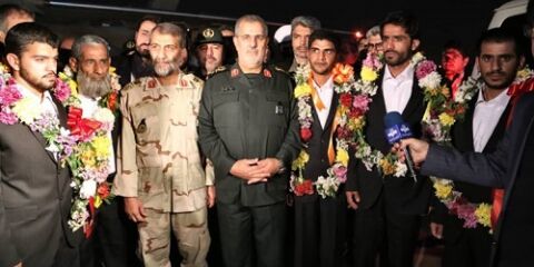 بازگشت 5 تن از مرزبانان آزاد شده میرجاوه به کشور +اسامی و تصاویر
