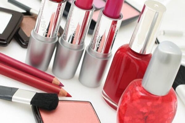 رژلب بدون سرب بسازید+دستور تهیه