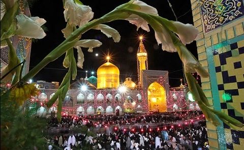 حرم منور رضوی غرق در نور و سرور است