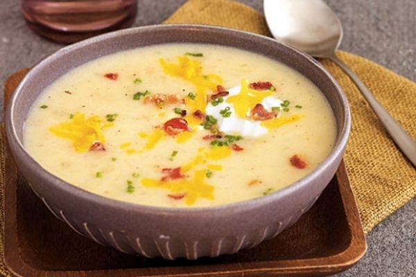 دستور پخت سوپ سیب‌زمینی خامه‌ای