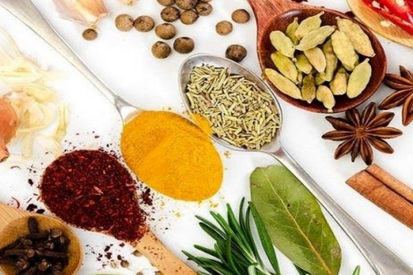 با ادویه های مخصوص هر غذا آشنا شوید