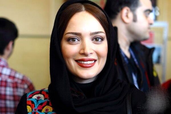 بهنوش طباطبایی دانشجو شد +عکس