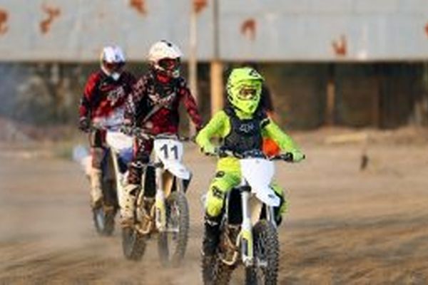 اعزام تیم موتورکراس بانوان خراسانی به مسابقات قهرمانی کشور