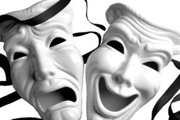 چه تئاترهایی در مشهد روی صحنه است؟