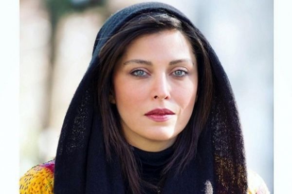 عکس منتشر شده از مهتاب کرامتی با پوشش کلاه در ترکیه