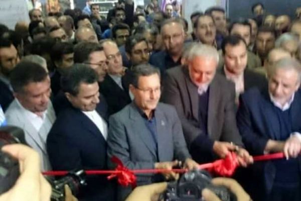 نمایشگاه هفته پژوهش و فناوری در مشهد گشایش یافت