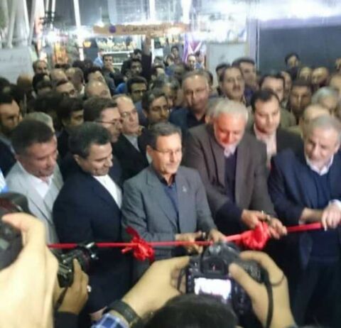 نمایشگاه هفته پژوهش و فناوری در مشهد گشایش یافت