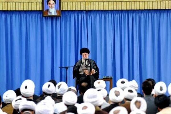 بیانات مهم رهبر انقلاب درباره قانون منع به‌کارگیری بازنشستگان