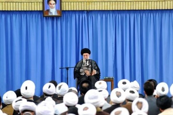 نظر رهبری درباره قانون منع به کارگیری بازنشستگان و حواشی آن