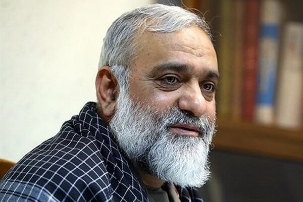سردار نقدی: کوروش ذوالقرنین نیست