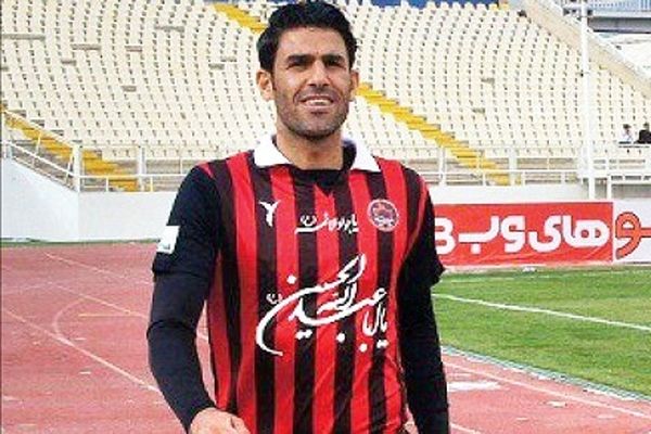 بادامکی: خصوصی سازی ورزش باری از دوش دولت برمی‌دارد