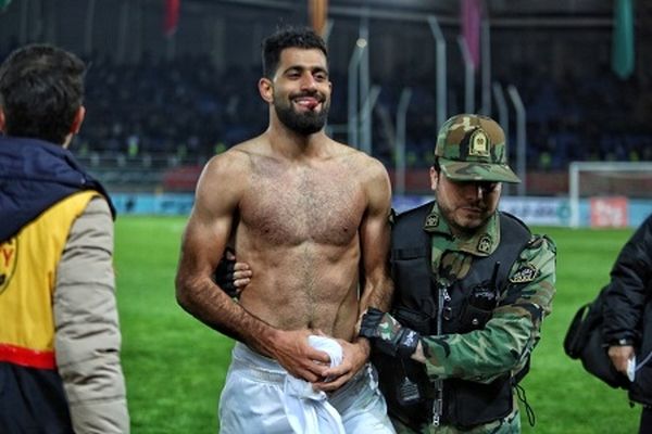 درگیری در بازی پدیده و ماشین سازی + فیلم