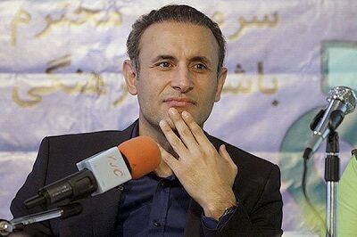 گل‌محمدی: با نگاه به جیبمان خرید می‌کنیم