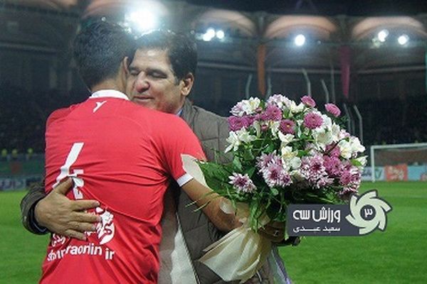 رخصت پدیده ای ها از سرمربی سابق (عکس)