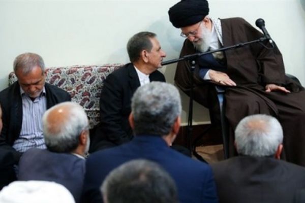 افشای جزئیاتی جدید از نامه اسحاق جهانگیری به رهبری/درخواست برای آزادی محصوران