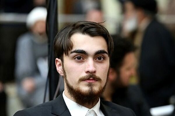 واکنش پسر سیدحسن خمینی به عکس منتشر شده از وی در فضای مجازی