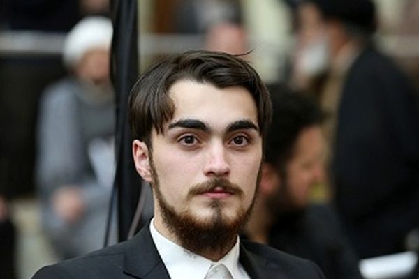 واکنش پسر سیدحسن خمینی به عکس منتشر شده از وی در فضای مجازی
