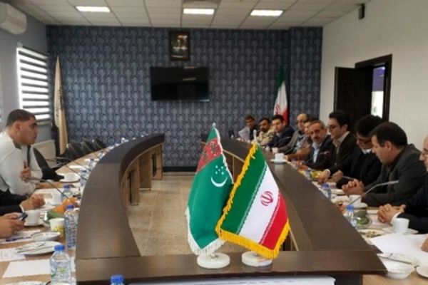 ترکمنستان از ورود واگنهای ایرانی به شبکه ریلی خود استقبال می کند