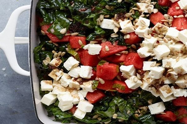 شب یلدا را با سالاد هندوانه سر کنید+دستور تهیه