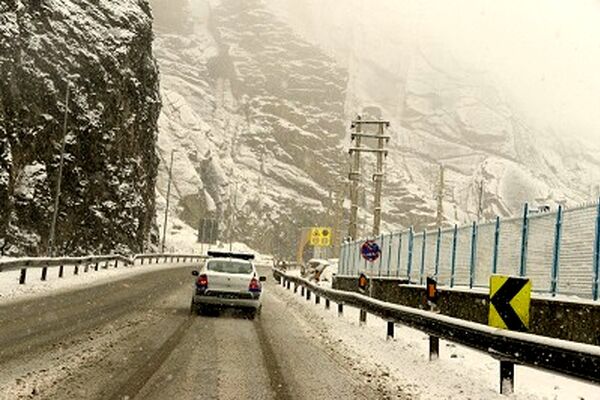 ۱۰ محور کشور مسدود است/رانندگان از تردد‌ غیرضروری خودداری کنند