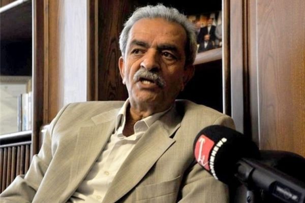 آب از نان هم واجب‌تر است