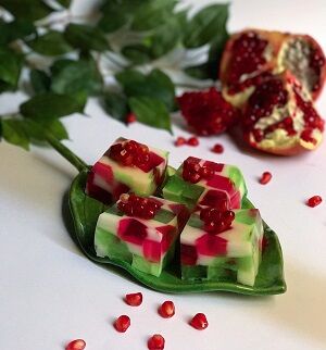 طرح‌های مختلف دسر و ژله ویژه شب یلدا