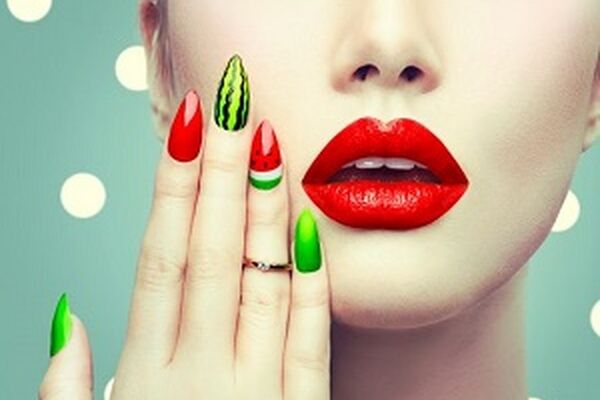 طراحی‌های ناخن ویژه شب یلدا+عکس