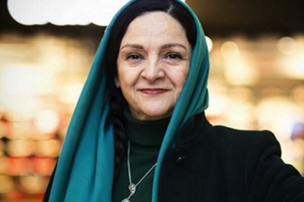 دعوت «گلاب آدینه» برای تماشای تئاتر «تیستو سبز انگشتی»+ فیلم