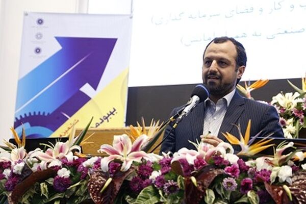 اولویت کشور باید کاهش هزینه های تولید باشد