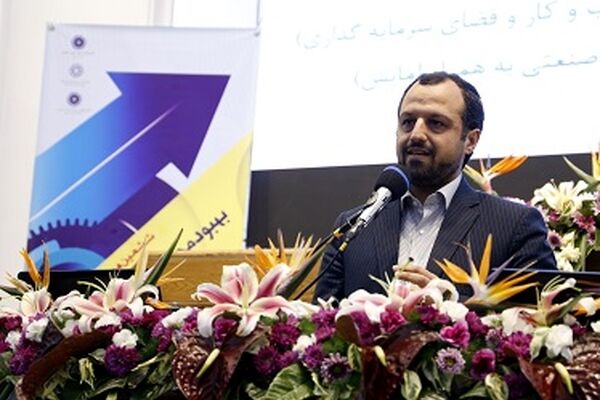 اولویت کشور باید کاهش هزینه های تولید باشد