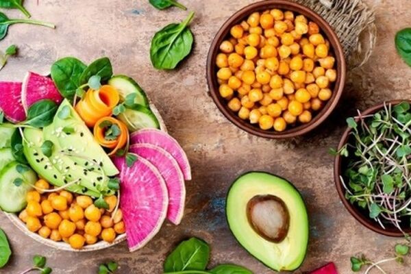 بیماری افسردگی را با 10 ماده غذایی ضربه فنی کنید