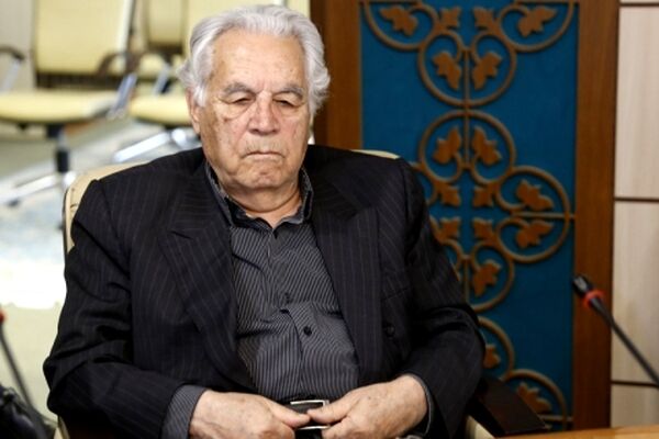 نسل امروز گمراه نخواهد شد، سربه‌سرشان نگذاریم