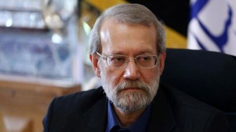 علی لاریجانی: نباید با اختلافات وارد میدان بازی دشمنان شویم
