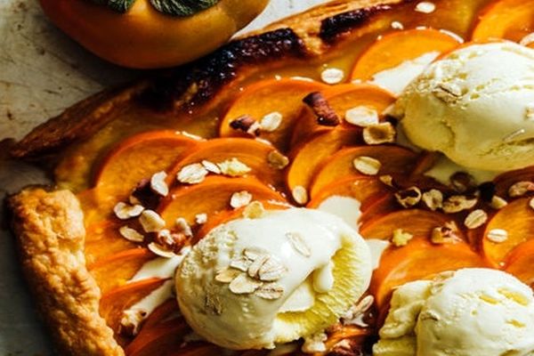 شب یلدا با خوشمزه ترین تارت خرمالو