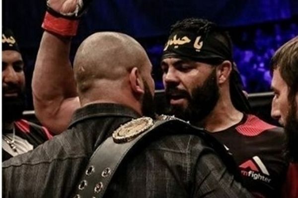 کری خوانی مبارز ایرانی برای فایتر روس+ عکس