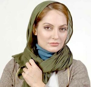 مهناز افشار تماشاگر ویژه لیگ فوتبال+ عکس