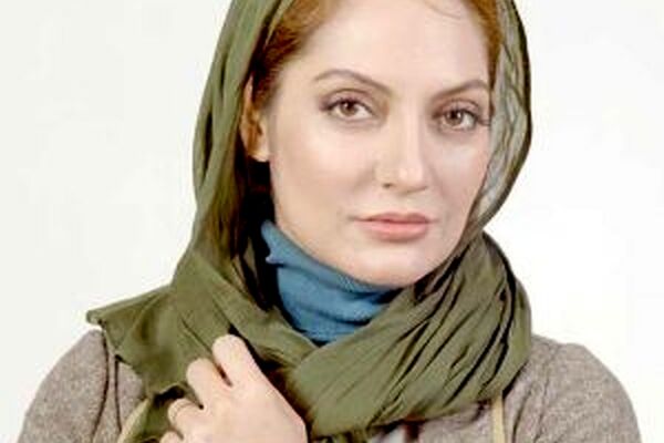 مهناز افشار تماشاگر ویژه لیگ فوتبال+ عکس