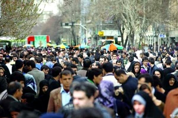جمعیت ایران در طول یک قرن 8 برابر شده/ساختمان سنی کشور، ایده‌آل است
