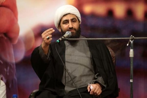 یادآوری فتنه ۸۸ برای باقی‌ماندن در گذشته نیست