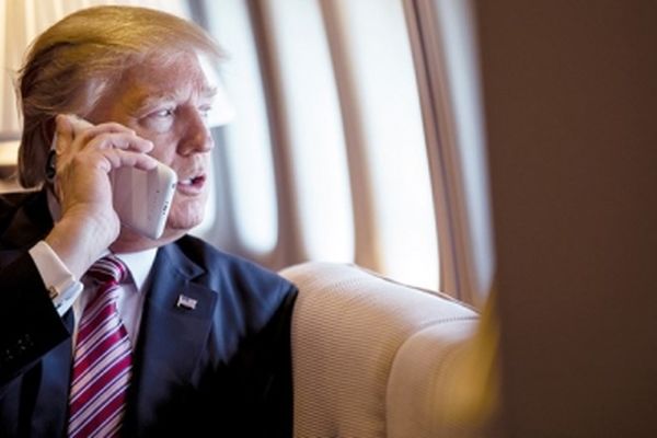 ترامپ:گفت‌وگوی تلفنی طولانی با رئیس جمهور چین داشتم