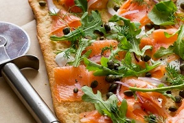 طرز تهیه پیتزای دودی رژیمی