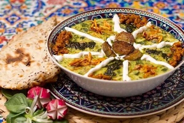 درمان کم خونی با آش سنتی+دستور پخت