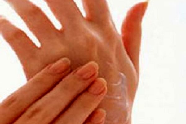 شوینده ها و عوارض خطرناک آنها بر پوست