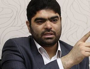 توبیخ و برکناری مجری برنامه «پیک بامدادی» پس از ۱۰ سال اجرا