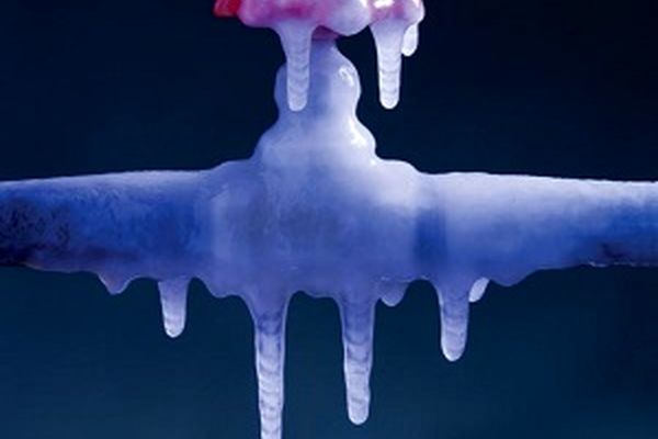 با این روش‌ها از یخ زدگی لوله‌ها جلوگیری کنید