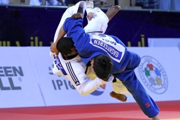 گلایه‌های جودوکار خراسانی؛ حتی مدال قهرمانی‌ام را دریافت نکردم