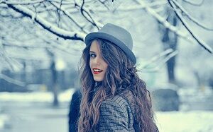 ترک کردن عادت‌های بد، برای مراقبت مو در زمستان!