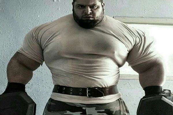 هالک ایرانی ترسناک‌ترین مرد جهان را به زانو در می‌آورد؟ +تصاویر