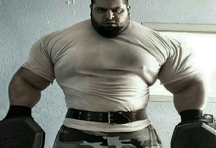 هالک ایرانی ترسناک‌ترین مرد جهان را به زانو در می‌آورد؟ +تصاویر