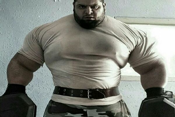 هالک ایرانی ترسناک‌ترین مرد جهان را به زانو در می‌آورد؟ +تصاویر